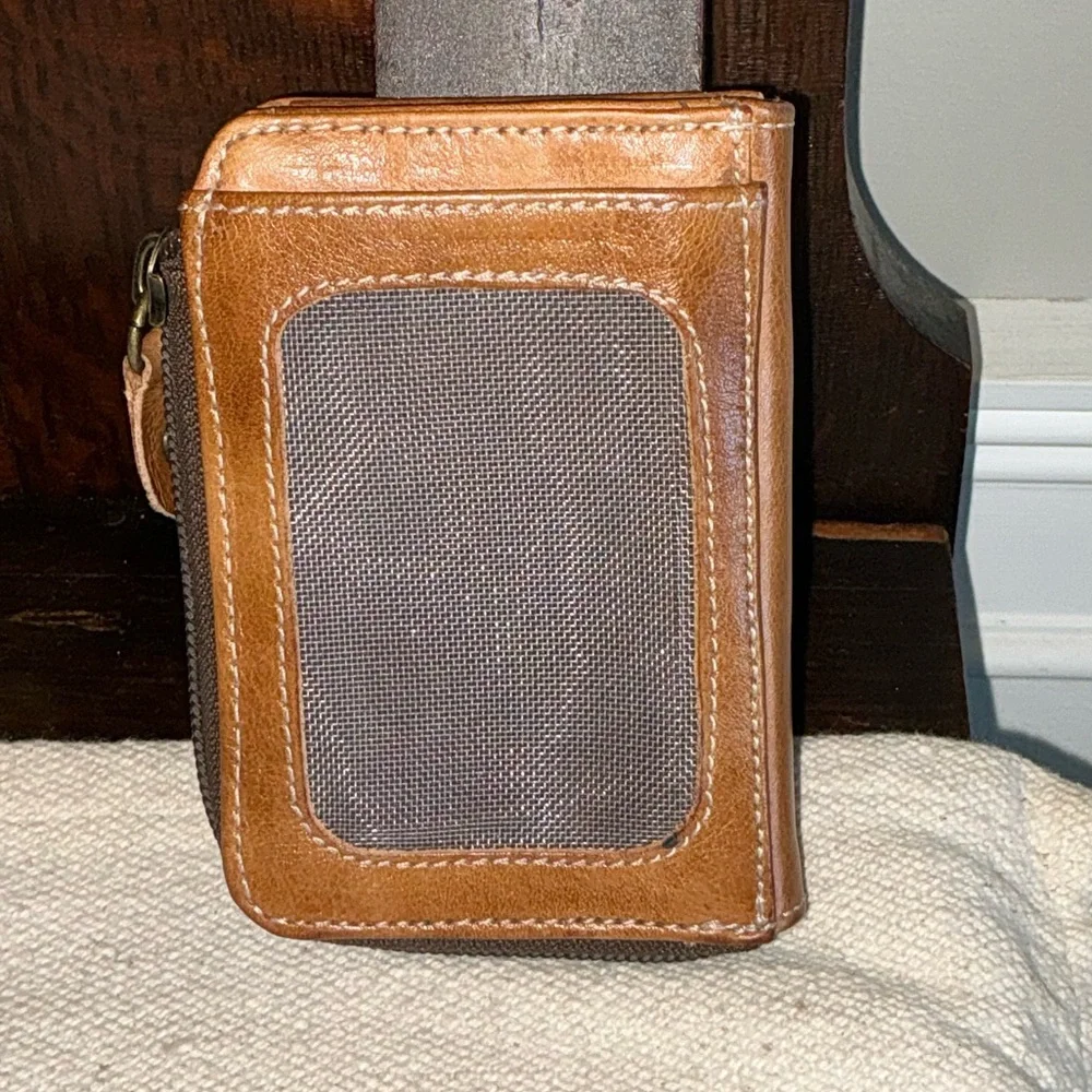 Bed Stu Leather Carrie Zip Wallet Tan Retail $100 - Picture 2 of 12